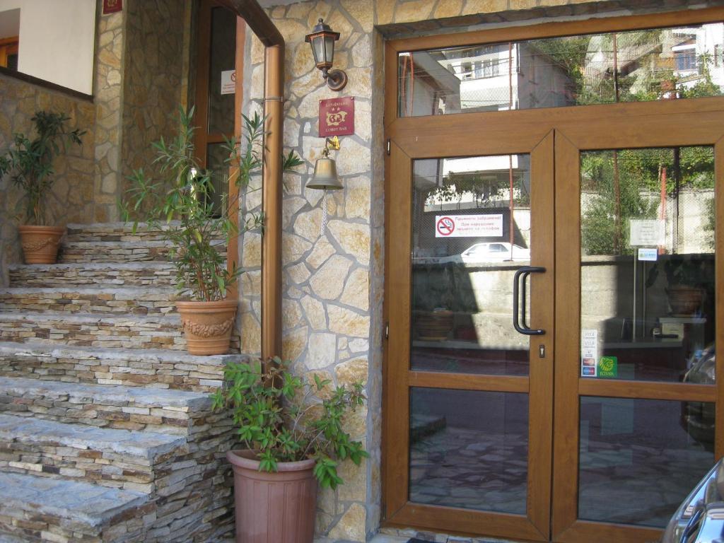 Family Hotel Veronika 데빈 외부 사진